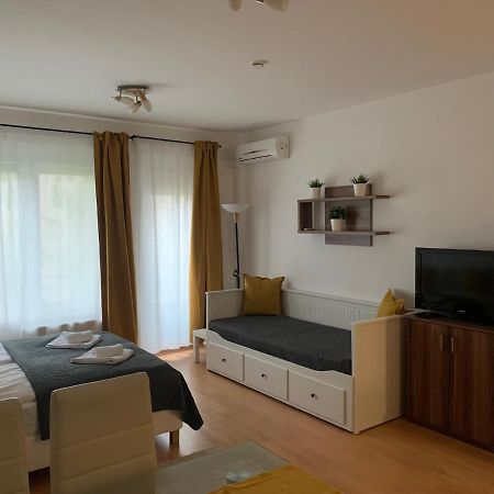 Corvin Fontana Apartment Βουδαπέστη Εξωτερικό φωτογραφία